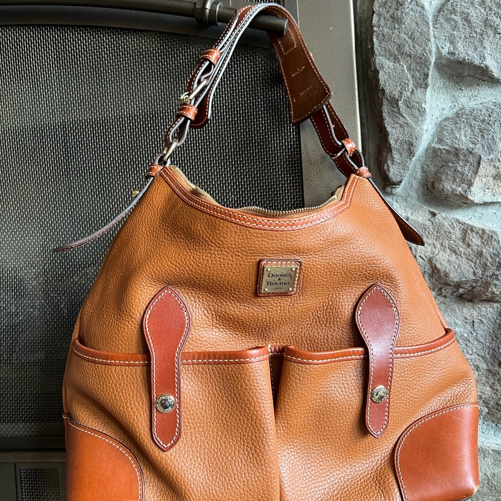 Dooney & Bourke Bag